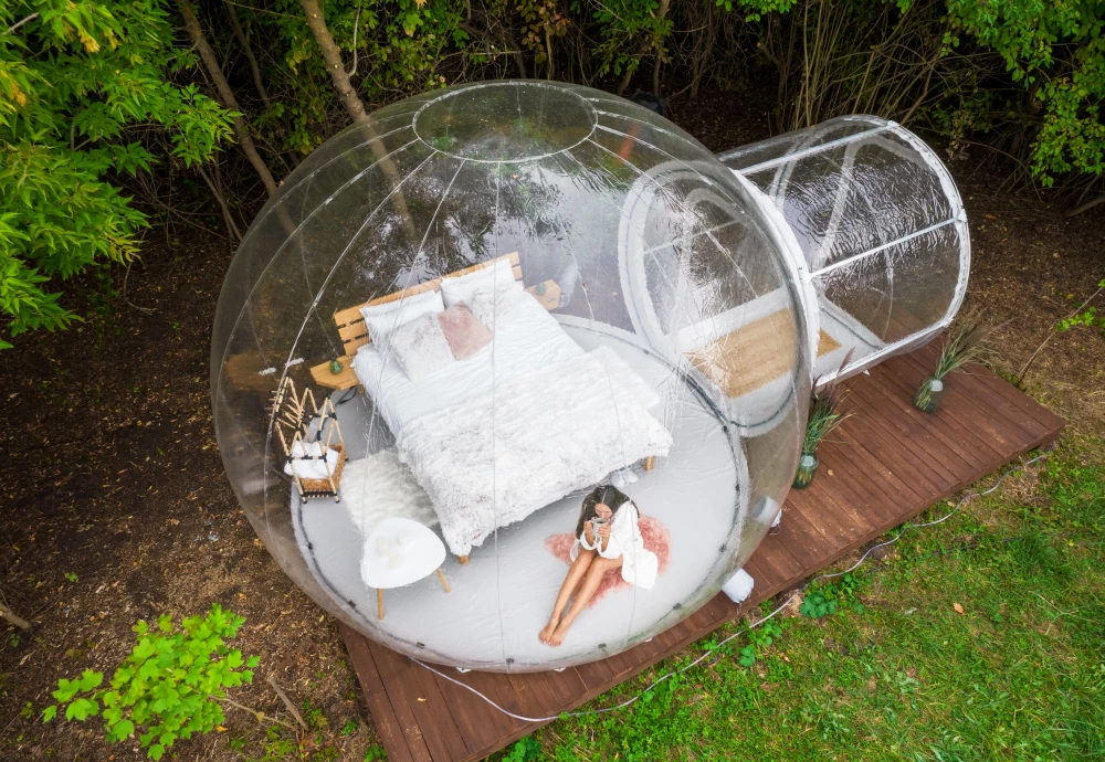 romantic bubble tent